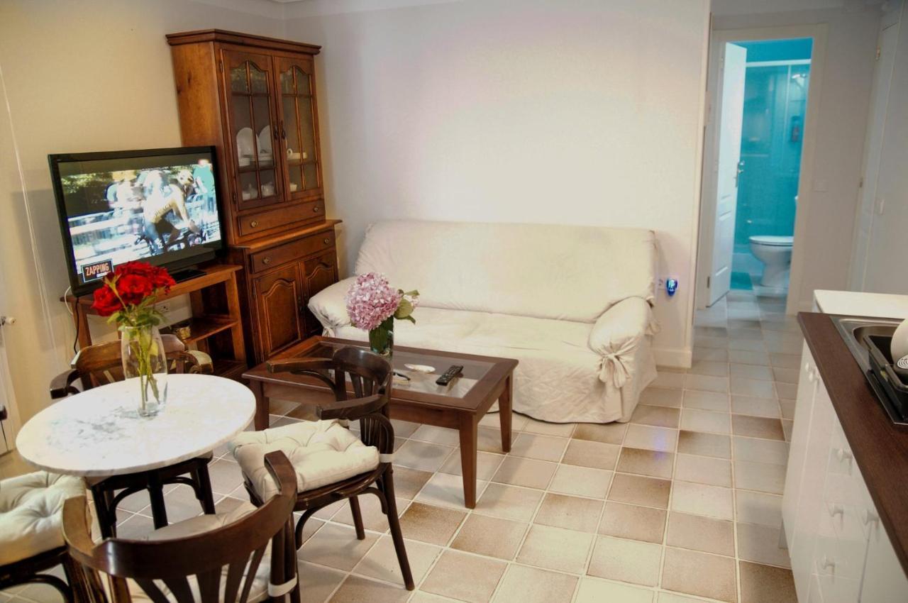 Apartamentos Individuales Con Piscina Galapagar Ngoại thất bức ảnh